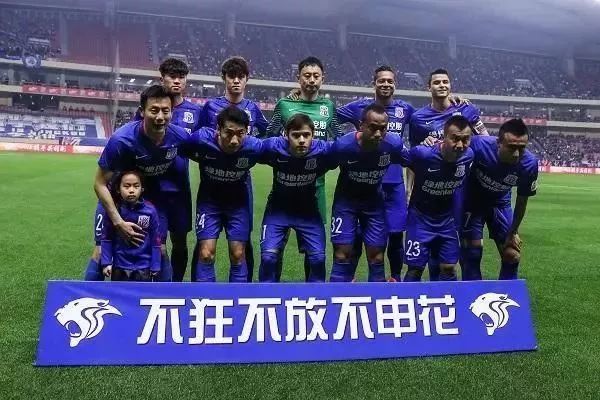 被击败但仍然光荣 x2！ Jee 的 4 次击杀无效，但 NAVI 的铁血防守让他们从 1-2 反弹，战胜了 TyLoo 。