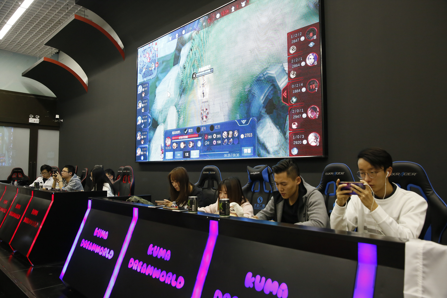 Flandre ＂穿甲＂ Jayce 也是一堵墙。 Hope Kuchi 的疯狂输出 Anyone's Legend 追平了比分